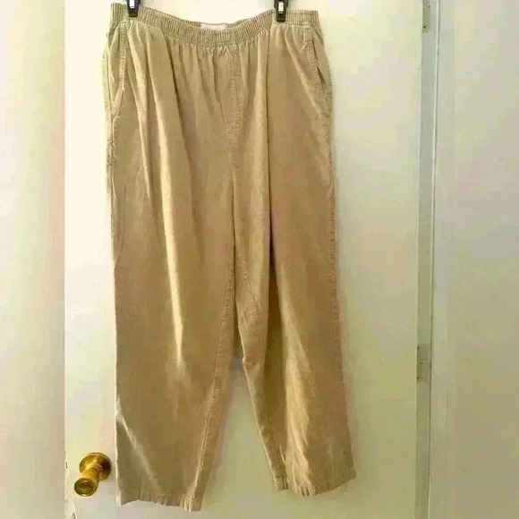 Cabin Creek 12 petite Tan Corduroy pull on with the Elastic waist comfortable - Picture 1 of 6